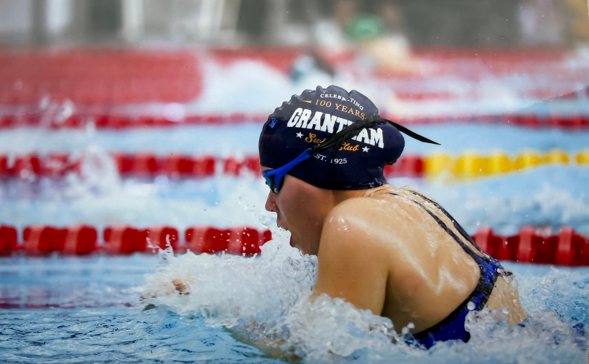 Grantham Swim Club swimmer racing breaststroke